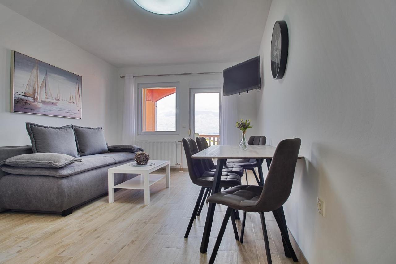 Kameni Put Apartment Razanac Bagian luar foto