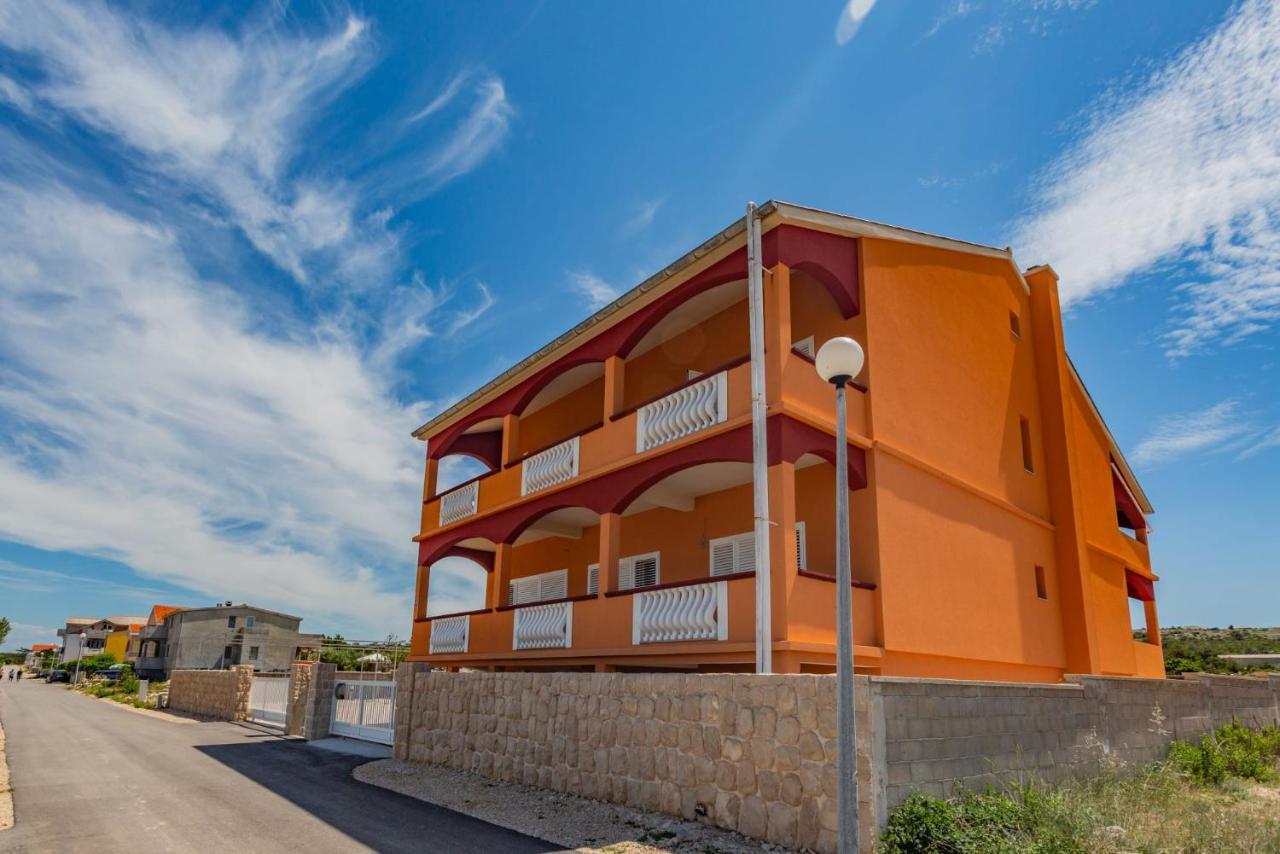 Kameni Put Apartment Razanac Bagian luar foto