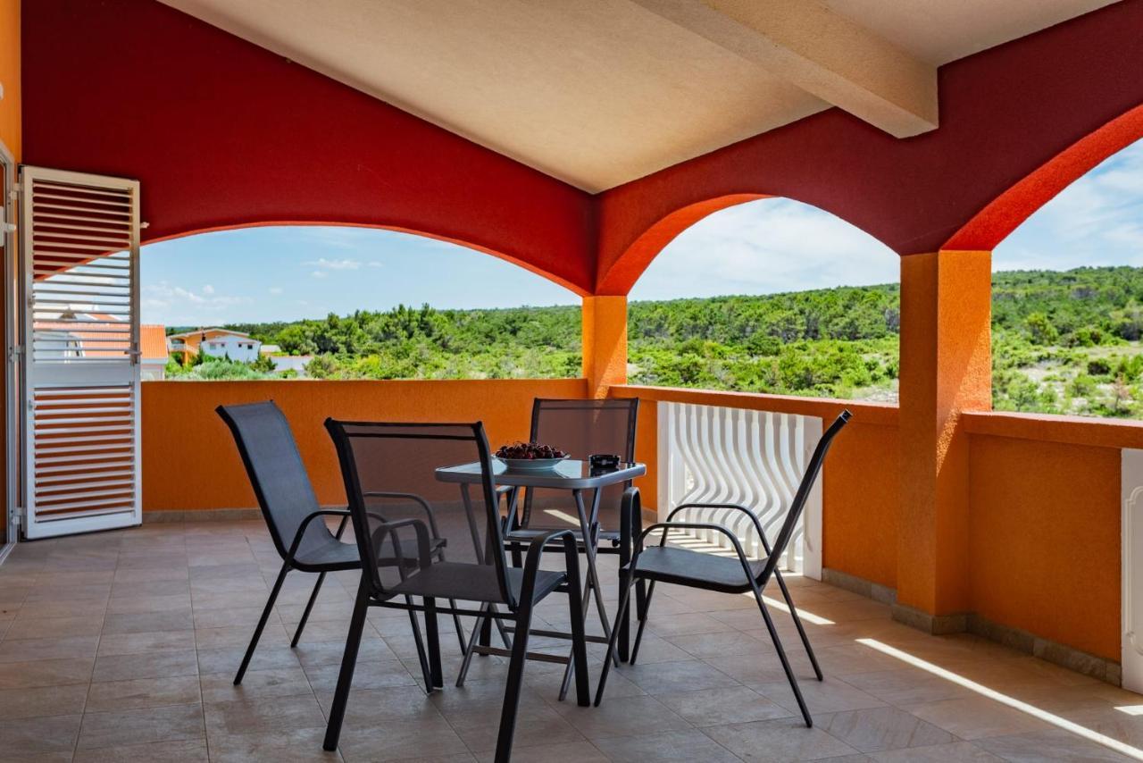 Kameni Put Apartment Razanac Bagian luar foto